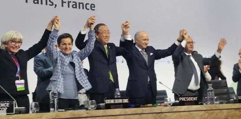 Logran pacto mundial contra el cambio climático
